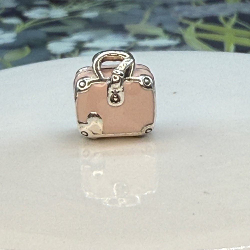 ⭐️Authentic Pandora Pink Travel Bag Charm - Picture 3 of 8
